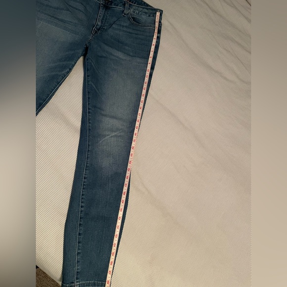 Tommy Hilfiger Jeans - Picture 10 of 10